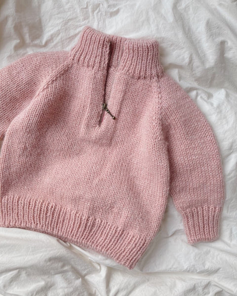 Farah Pin Tuck Sweater Rhubarb L / Red / 50% Acrylic 35% Nylon 15% Wool