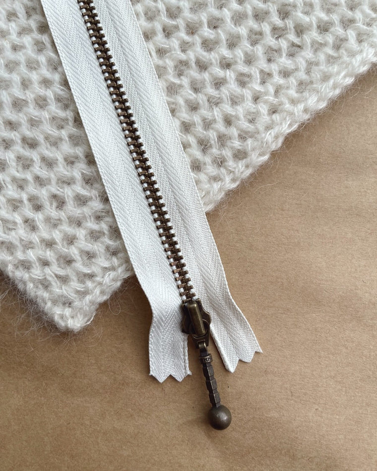 UDENLANDSKE FORHANDLERE Zipper 14 cm - Mother of pearl - Wholesale